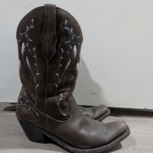 Brown Embroidered Western Boots